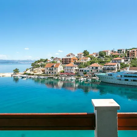 Sea Apartment In Stomorska Appartamento *