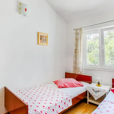 Sea Apartment In Stomorska * Stomorska