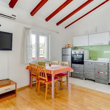 Sea Apartment In Stomorska Appartamento Stomorska