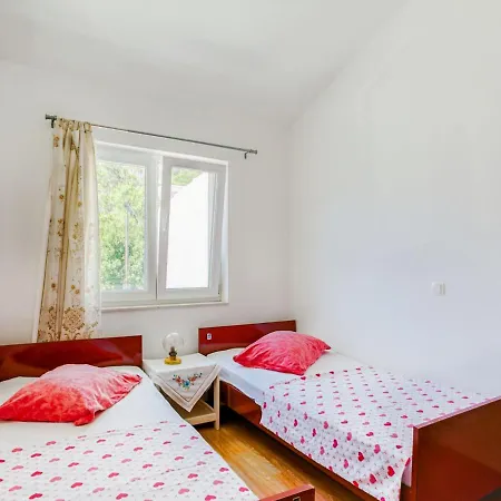 Sea Apartment In Stomorska Stomorska