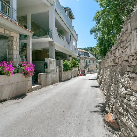 Appartamento Sea Apartment In Stomorska