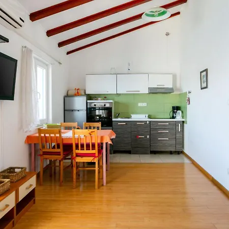 Sea Apartment In Stomorska * Stomorska