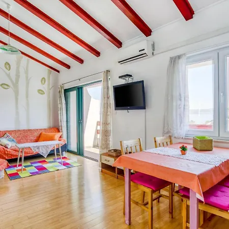Sea Apartment In Stomorska Stomorska